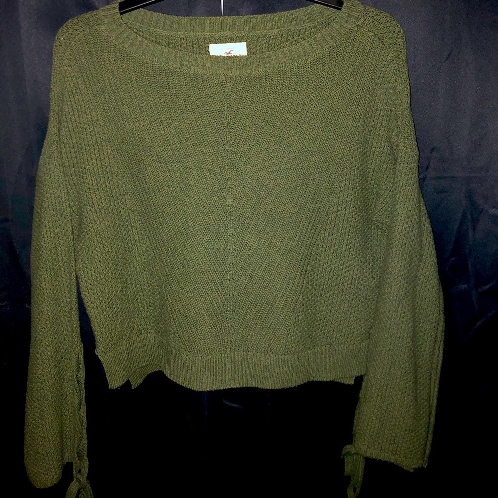 cute & comfortable green sweater